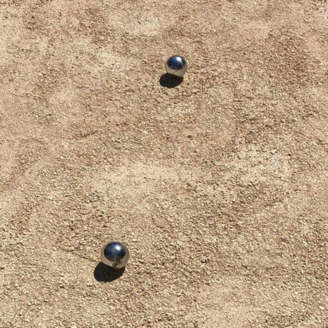 Le terrain de pétanque