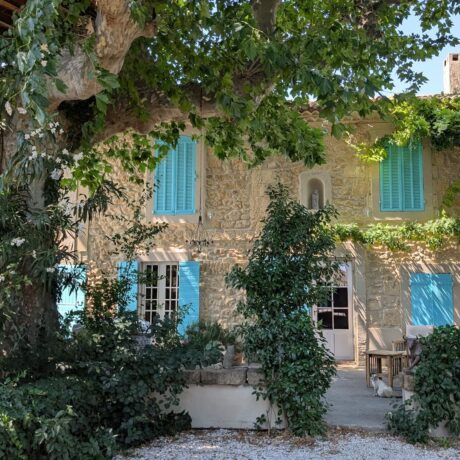 La façade de la Maison